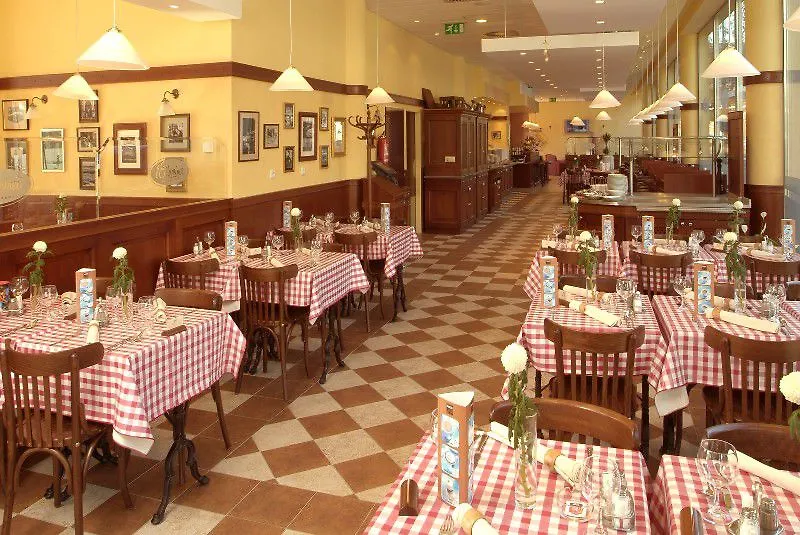 Ibis Praha Mala Strana Hotell