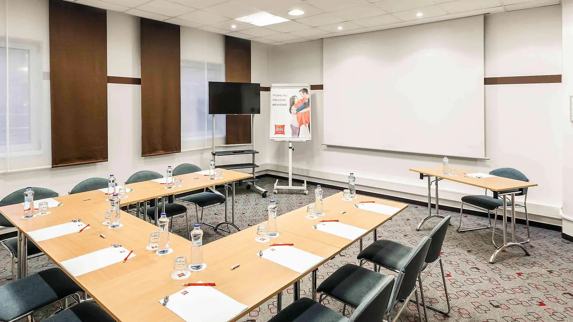 Ibis Praha Mala Strana Hotell 3*, Prag Tjeckien