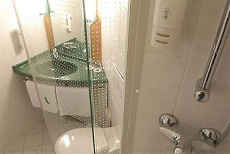 Ibis Praha Mala Strana Hotel 3*, Prague