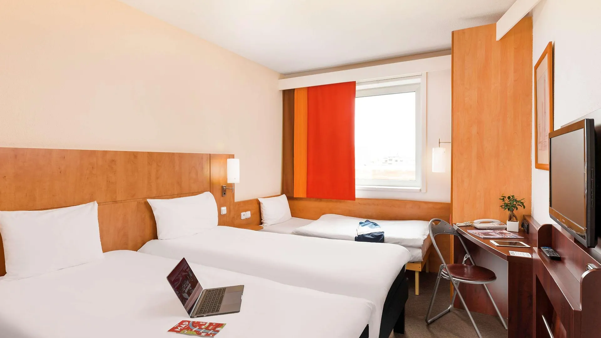 Ibis Praha Mala Strana Hotel 3*, Prága Csehország